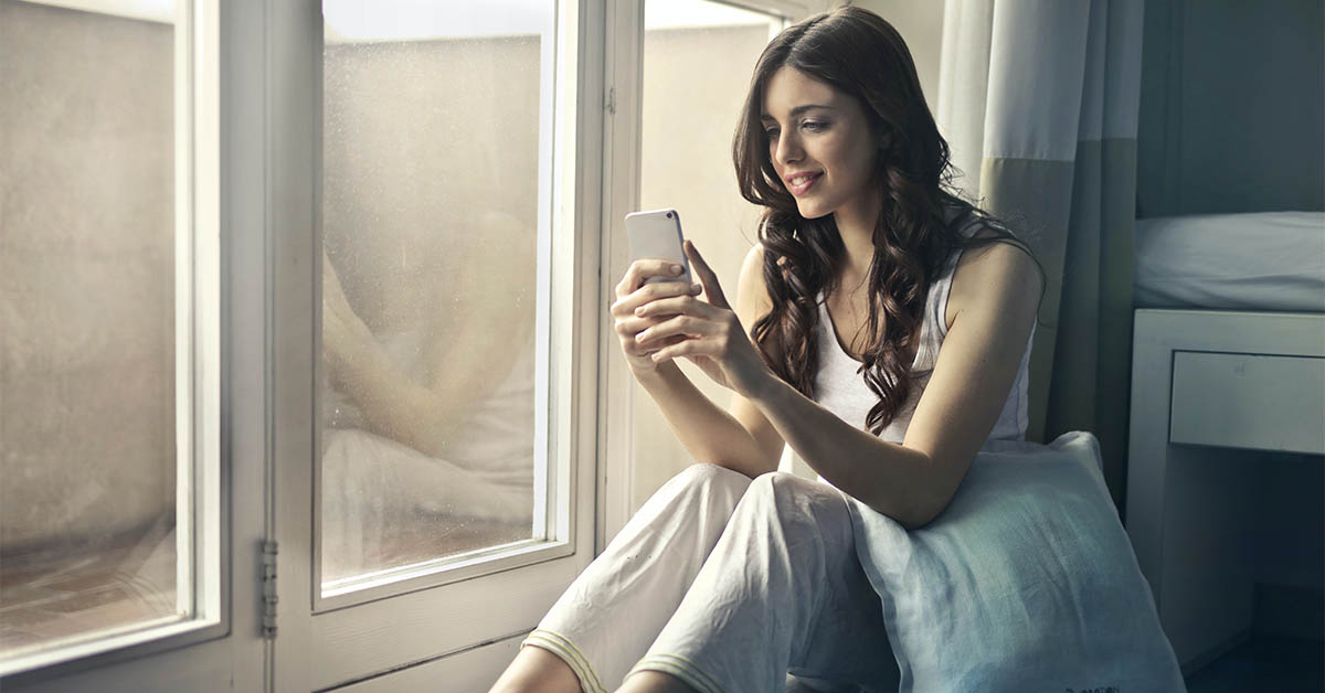 A girl you can talk to online