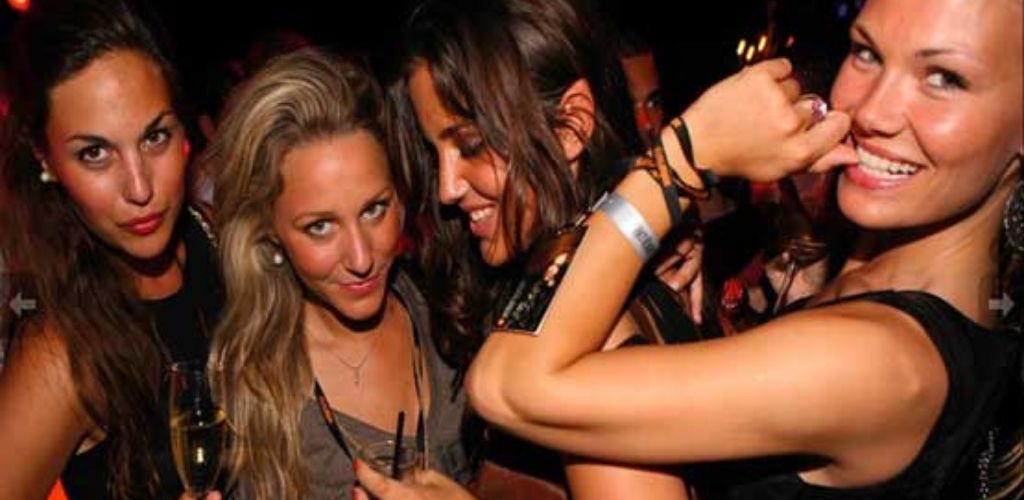 Cute mature singles from Croydon partying at The Soulful Cellar